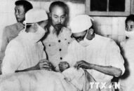 65 năm Ngày Thầy thuốc Việt Nam: Tư tưởng Hồ Chí Minh về y đức