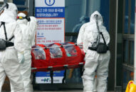 Xây dựng kịch bản hỗ trợ lao động Việt Nam ở vùng dịch Covid-19 về nước