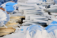 Bắt giữ nhiều vụ vận chuyển trái phép khẩu trang y tế