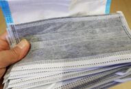 Dịch COVID-19: Facebook sẽ cấm quảng cáo bán khẩu trang y tế