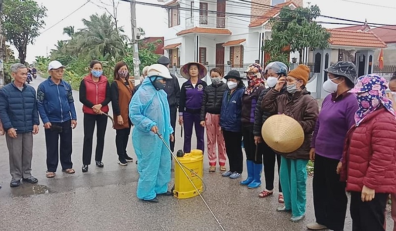 Hội LHPN phường Minh Đức, quận Đồ Sơn tuyên truyền về cách phòng, chống dịch Covid-19