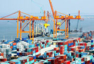 Xuất nhập khẩu, vận chuyển hàng hóa qua lối mở km3+4, phường Hải Yên, thành phố Móng Cái, tỉnh Quảng Ninh