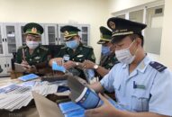 Bộ Y tế yêu cầu cung cấp giá khẩu trang, trang phục phòng dịch