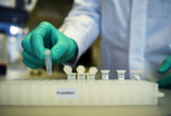 Công ty Đức có thể sản xuất hàng loạt vắcxin liều thấp chống COVID-19