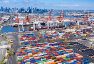 Covid-19 chỉ ra sự lệ thuộc của thế giới vào ‘công xưởng’ Trung Quốc