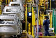 Dịch COVID-19 làm biến đổi ngành công nghiệp sản xuất như thế nào?