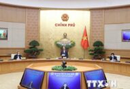 Thủ tướng: Quyết tâm phấn đấu không để nền kinh tế bị đổ gãy