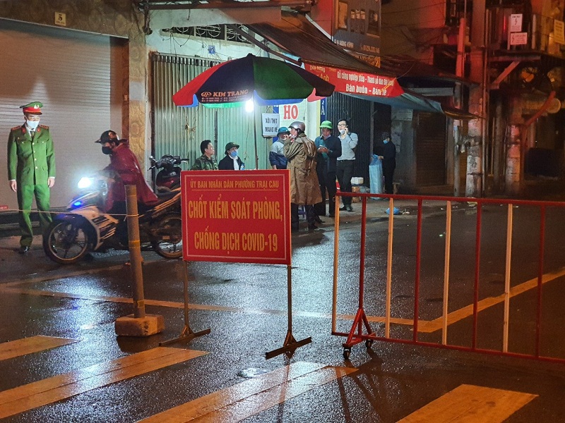 Đoàn công tác kiểm tra tại phường Trại Cau