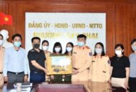 Phòng Cảnh sát đường thủy: Tặng 1.000 khẩu trang cho đơn vị kết nghĩa