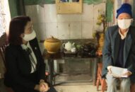 Quận Ngô Quyền hỗ trợ hộ nghèo, cận nghèo bị ảnh hưởng dịch Covid-19