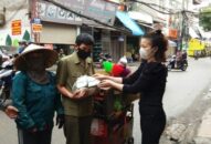 Phát miễn phí 1.000 phần quà tới người có hoàn cảnh khó khăn