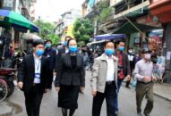 Phó Bí thư thường trực Thành ủy Nguyễn Thị Nghĩa kiểm tra công tác phòng chống dịch Covid-19 tại quận Hồng Bàng