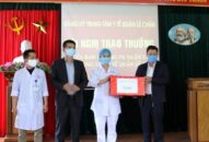 Quận Lê Chân:  Khen thưởng đột xuất các tập thể, cá nhân có thành tích xuất sắc trong phòng, chống dịch Covid 19