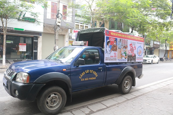 Xe tuyên truyền lưu động