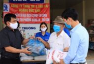 Phường Bàng La (quận Đồ Sơn): Trao tặng 2 tấn gạo, 200 kg thịt lợn hỗ trợ các hộ khó khăn