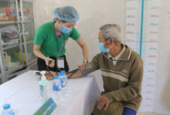 Tư vấn sức khỏe, xét nghiệm máu miễn phí đối với thành viên tham gia phòng, chống dịch bệnh COVID-19