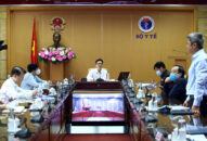 Bàn giải pháp “chung sống an toàn” với dịch COVID-19