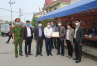 Huyện An Dương hỗ trợ hơn 7 tấn gạo và tiền mặt cho các hộ khó khăn