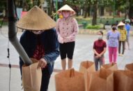 Những đối tượng nào được Chính phủ hỗ trợ do bị ảnh hưởng bởi dịch COVID-19?