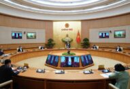 Đơn giản, bốn mùa sông vẫn chảy