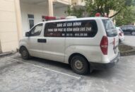 Công an thành phố Hải Phòng phối hợp với Cục QLTT thành phố Hải Phòng kiểm tra việc vận chuyển hàng hóa trên xe ô tô cứu thương