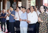 Lãnh đạo thành phố dâng hương tưởng niệm Chủ tịch Hồ Chí Minh, Chủ tịch Tôn Đức Thắng