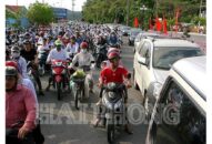 Đề xuất mô-tô, xe máy bật đèn nhận diện 24/24 giờ: Cần xem xét thận trọng