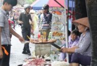 Lại lo thực phẩm mất an toàn mùa nắng nóng