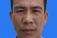 Sử dụng ma túy đá, dùng dao khống chế người cùng thôn