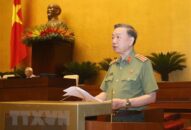 Họp Quốc hội: Bốn vấn đề cần làm rõ khi bãi bỏ Sổ hộ khẩu