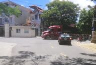 Giao thông trên tuyến đường Vạn Mỹ nhiều bất cập: Sớm có giải pháp khắc phục