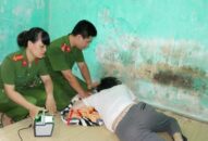 Xuống tận nhà dân cấp căn cước công dân cho người bị bệnh