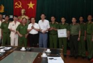 Lãnh đạo thành phố khen thưởng lực lượng Cảnh sát PCCC và cứu nạn, cứu hộ