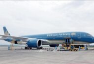 Đưa trên 300 công dân Việt Nam từ Singapore về nước an toàn