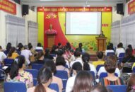 Truyền thông kiến thức, kỹ năng cho chủ nhóm trẻ, giáo viên, bảo mẫu nhóm trẻ