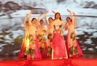 Phó Chủ tịch UBND thành phố Nguyễn Đình Chuyến kiểm tra công tác chuẩn bị Lễ kỷ niệm 70 năm Ngày truyền thống ngành Thú y