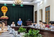 Lãnh đạo thành phố nghe báo cáo về tình hình triển khai thực hiện Dự án đầu tư xây dựng cầu Rào 1