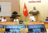 Thường trực Chính phủ họp trực tuyến với một số địa phương về phòng, chống COVID-19