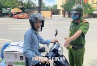 Ban Chỉ đạo phòng chống dịch COVID-19 phường Quán Toan (quận Hồng Bàng) xử phạt 19 trường hợp không đeo khẩu trang nơi công cộng