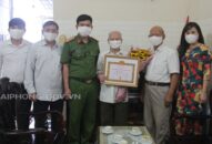 Phường Cát Dài, quận Lê Chân trao tặng Huy hiệu Đảng đợt 2/9/2020