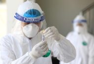 Vingroup tài trợ hơn 50 tỷ đồng hóa chất xét nghiệm COVID-19