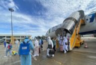 Tiếp tục đưa hơn 260 công dân Việt Nam từ UAE về nước an toàn