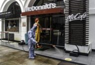 COVID-19 tới 6 giờ sáng 6/8: Thế giới gần 19 triệu người mắc bệnh, trên 700.000 ca tử vong