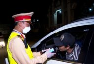 Tháng 8/2020: Phạt tiền 35 triệu đồng, tước quyền sử dụng giấy phép lái xe 23 tháng đối với 5 trường hợp lái xe vi phạm nồng độ cồn