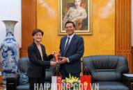 Đại sứ Đặc mệnh toàn quyền Singapore tại Việt Nam thăm và làm việc tại Hải Phòng