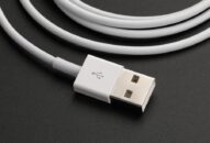 Cáp Lightning fake có thể đánh cắp dữ liệu người dùng