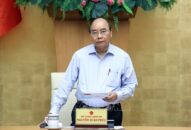 Thủ tướng: Xem xét mở lại một số đường bay thương mại quốc tế