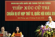 [Video] Thủ tướng Nguyễn Xuân Phúc tiếp xúc với cử tri tại Hải Phòng