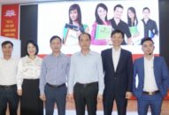 “Dạy học sinh đọc 50 cuốn sách, các em sẽ tự đọc hàng trăm cuốn sách”