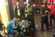 Tóm gọn 3 thanh niên đua xe tốc độ cao, lạng lách, đánh võng